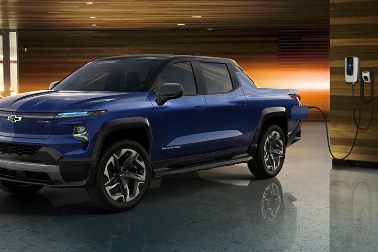 silverado ev charger type