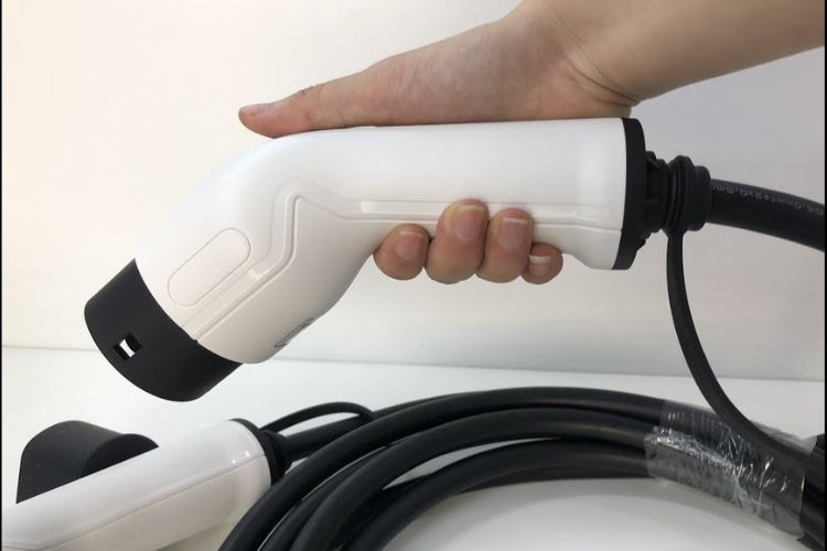 ev charging connector types india